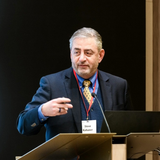 Founder Steven Kahaner – bridging law and language for over a decade.